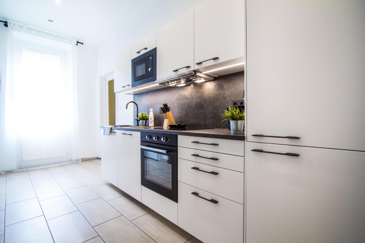 Apartment Enenkelstrasse Виена Екстериор снимка
